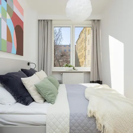 Family Center By Renters Prestige Apartment *